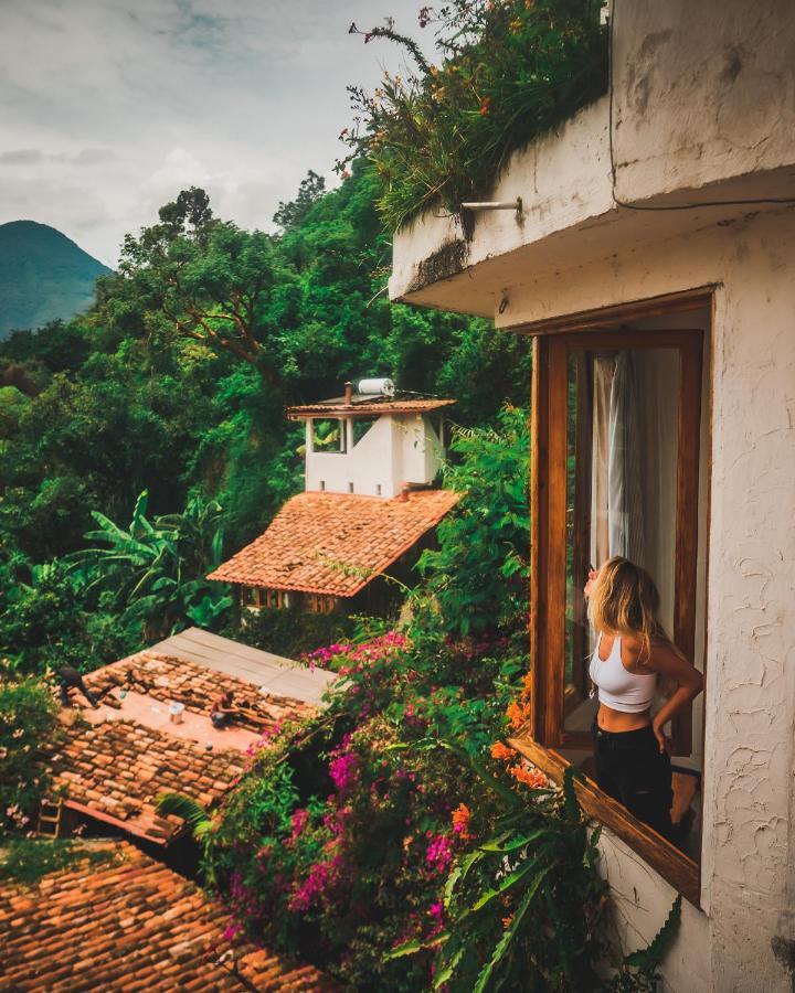 Готель Lush Atitlan Тікаль Екстер'єр фото